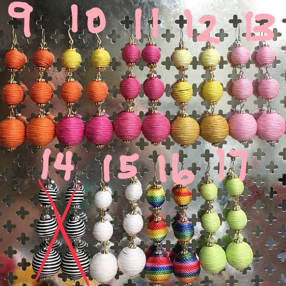 Linear Graduated Ball Earrings